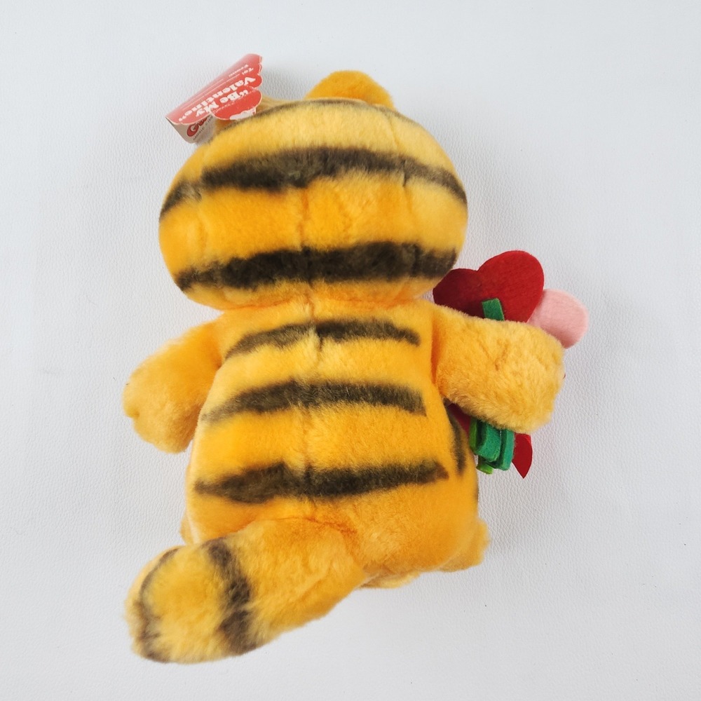 Vintage 1981 Dakin Garfield Plush Valentine Heart Bouquet Anniversary - Picture 4 of 10